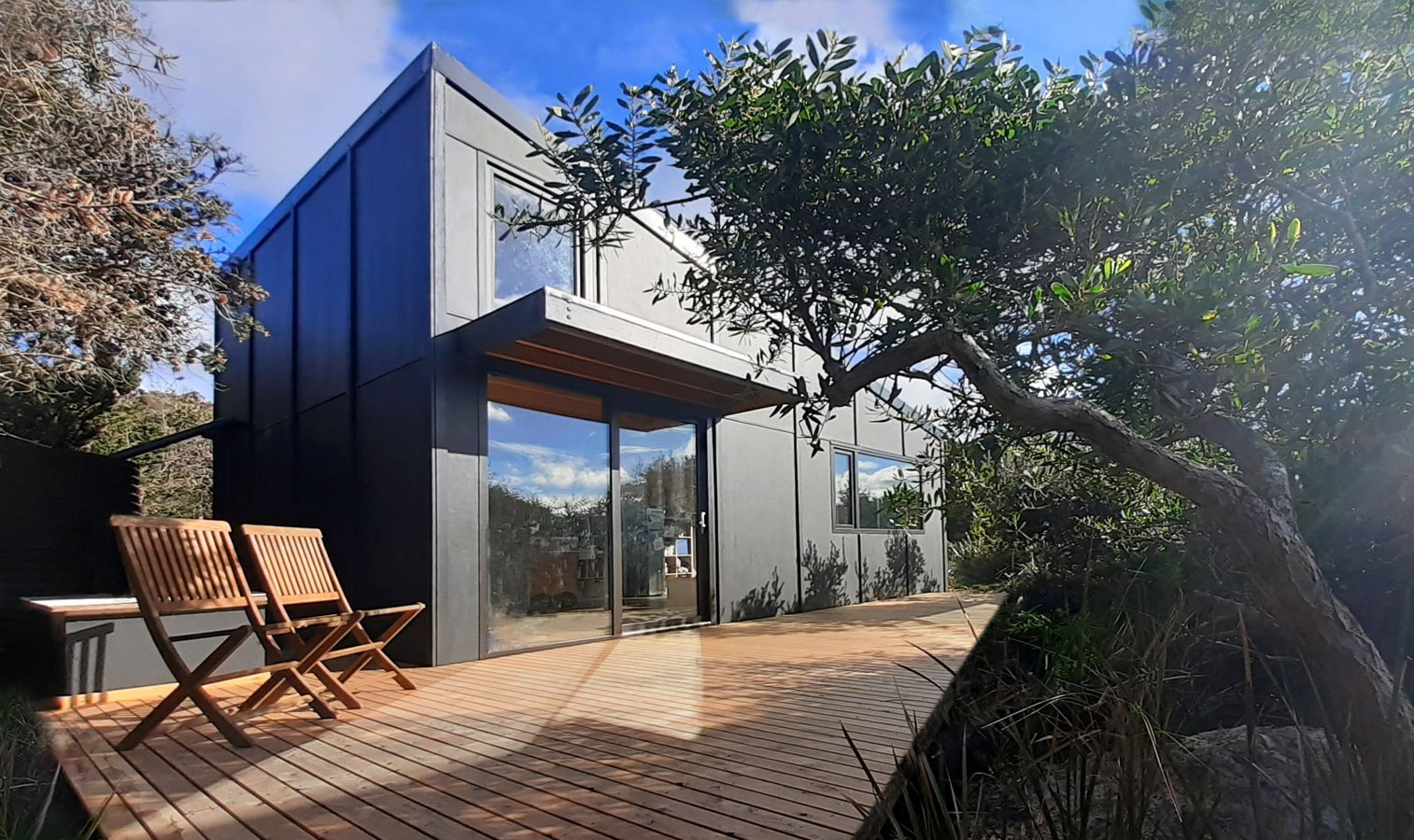 East Coast Cabin by Green Design Architects